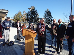 Steve Cohn, Christopher Cabaldon, Steve Hansen, and other streetcar supporters