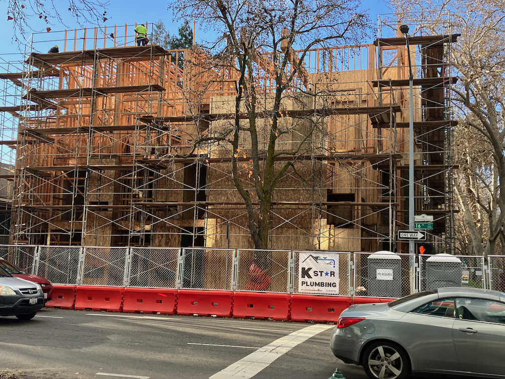 photo of apartment construction at 16th St & E St, southwest, called Studio 30
